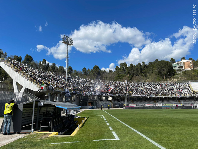 tifosi in curva